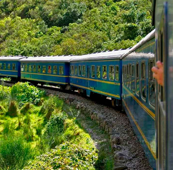 Super Sacred Valley + Machu Picchu